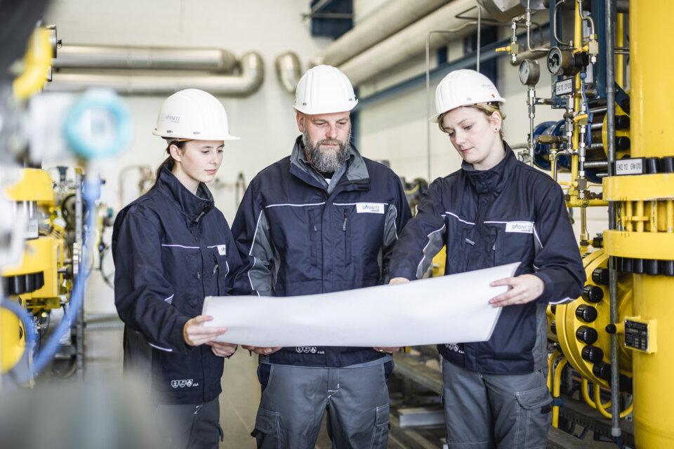 Industrial decarbonization and sustainable energy transition engineering projects